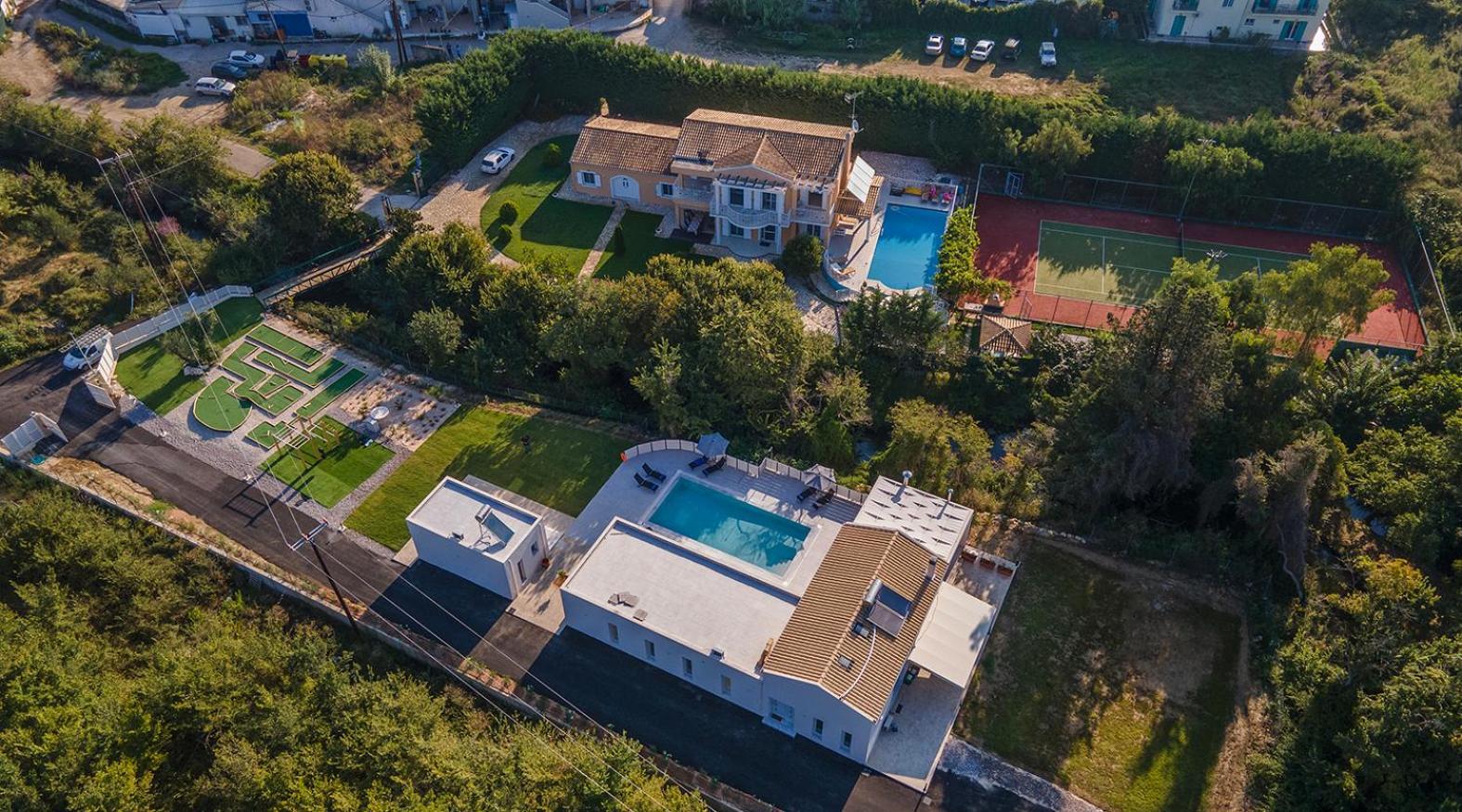 Villa Ami, Roda, Corfu: 10 Guests, Heated Pool, Private Mini Golf, Pool Table & More!! Extérieur photo